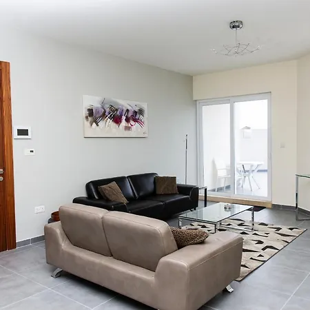 Apartmán Fully Serviced Penthouse With Great Views - Gharghur
